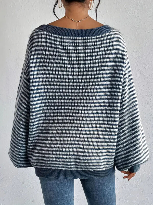 Athena - Pull tricoté à épaules tombantes – Image 3