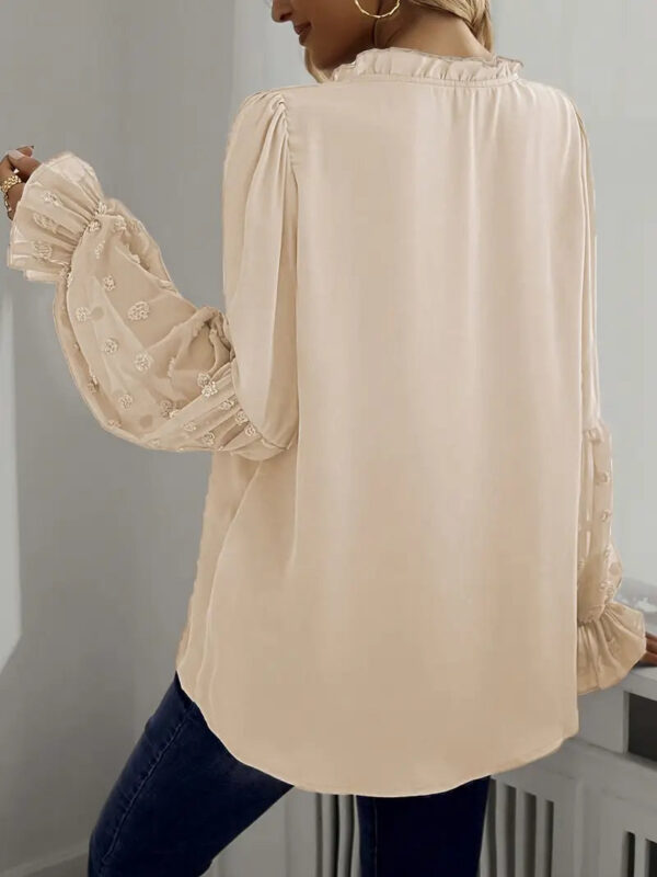 Janey - Chemisier élégant à col en V – Image 3