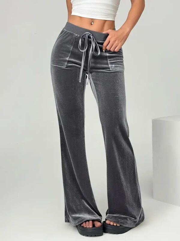 Gladys - Pantalon évasé en velours élégant – Image 4