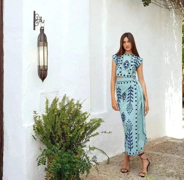 Catalina - Top à manches courtes avec ceinture taille haute Ensemble jupe longue – Image 4
