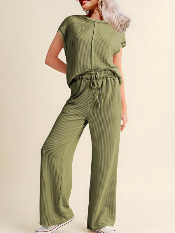 Carolina - Ensemble décontracté élégant en haut côtelé à manches courtes et pantalon assorti