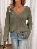 Angèle - Pull à col en V en maille gaufrée