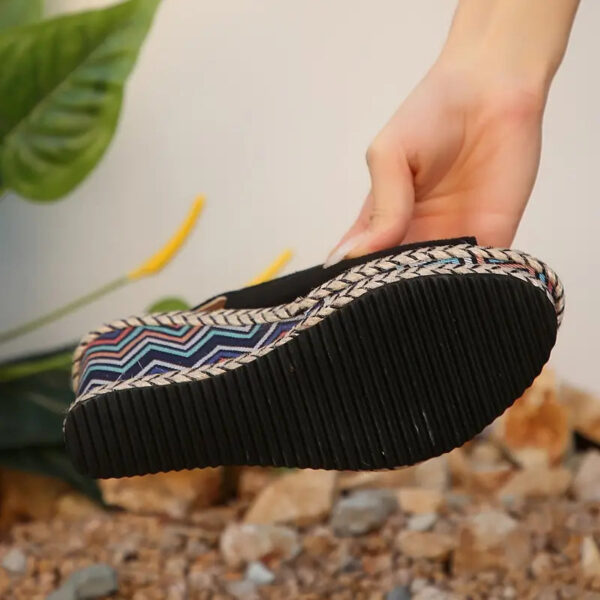 Faye - Sandales à motif grec pour femmes – Image 4