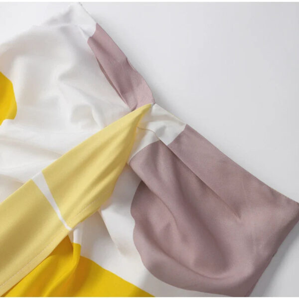 Kloe - Ensemble d'été glamour et tendance composé d'une jupe et d'un top – Image 3
