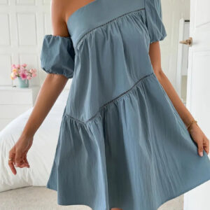 Cressida - Robe élégante asymétrique à volants et manches courtes pour femme