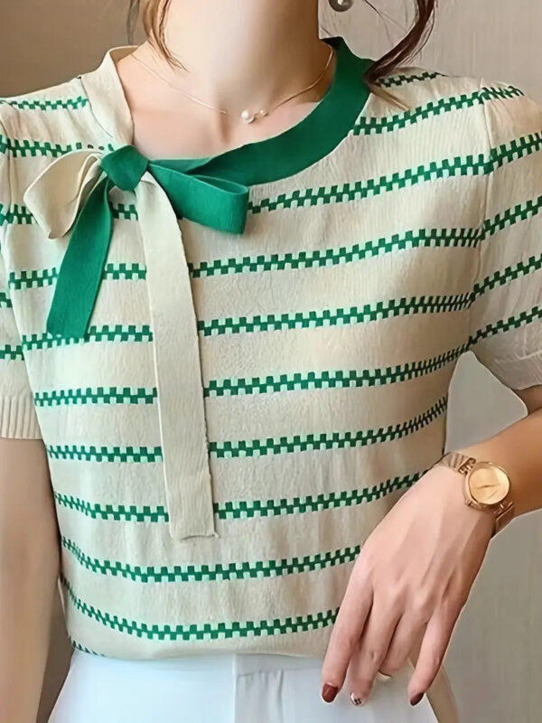 Amaranth - Chemise en tricot rayée pour femme – Image 2
