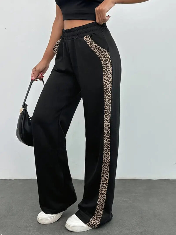 Dovie - Pantalon droit élégant avec bandes latérales à imprimé léopard – Image 2