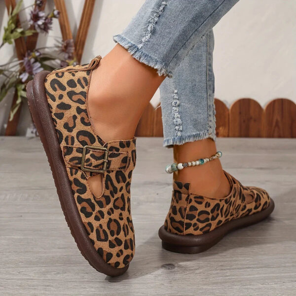 Ingrada - Chaussures plates pour femmes à imprimé léopard – Image 2