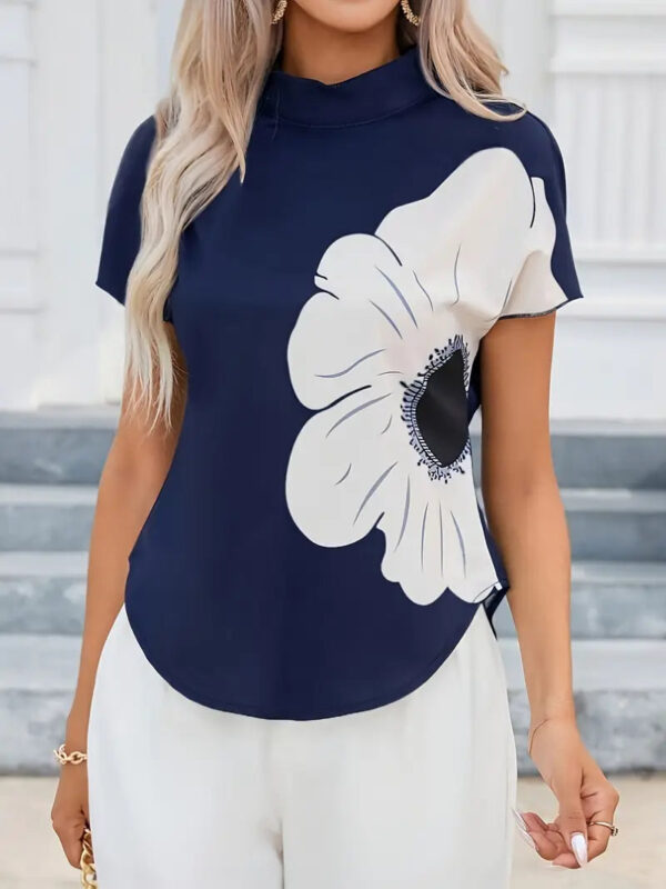 Ingrid - Chemisier élégant à imprimé floral pour femme – Image 2