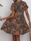 Kimberley - Robe imprimée à manches courtes et col en V