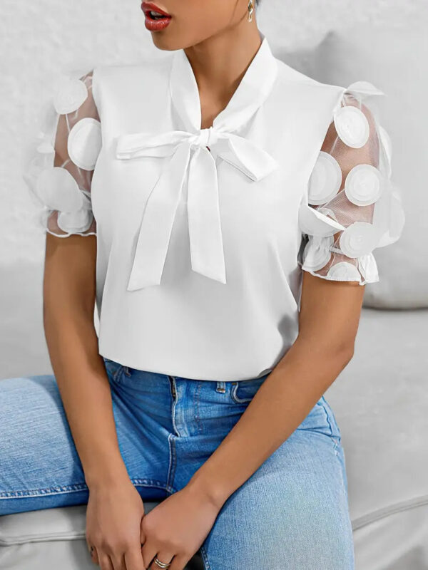 Janie - Chemisier élégant avec décolleté noué – Image 6