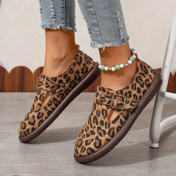 Ingrada - Chaussures plates pour femmes à imprimé léopard – Image 5