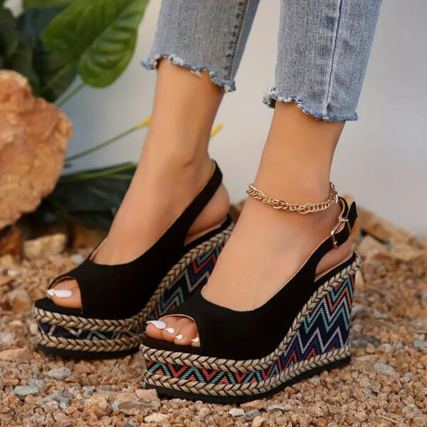 Faye - Sandales à motif grec pour femmes – Image 2
