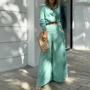 Althea - Ensemble élégant avec crop top à manches longues et pantalon large