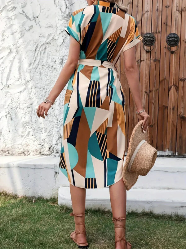 Evalena - Robe midi décontractée à col en V – Image 2
