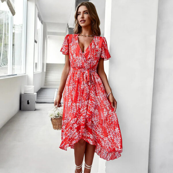 Celeste - Robe à manches courtes à col en V pour dames – Image 2