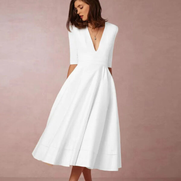 Azmira – Robe midi élégante à coupe trapèze – Image 2