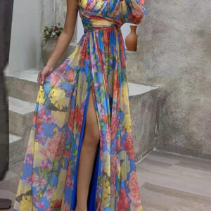 Flora - Une robe maxi mode à épaules découvertes