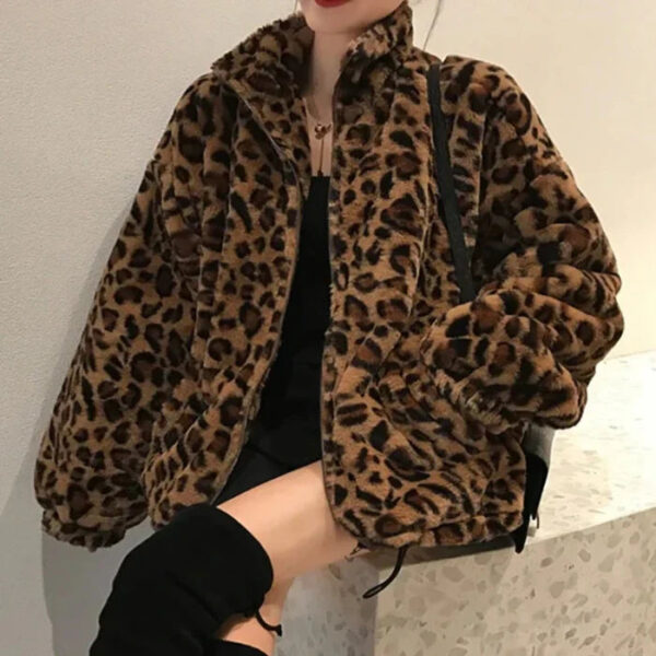 Muriel - Veste duveteuse à imprimé léopard pour femmes