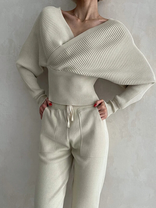 Marlene - Ensemble sportif deux pièces avec pull et pantalon – Image 5