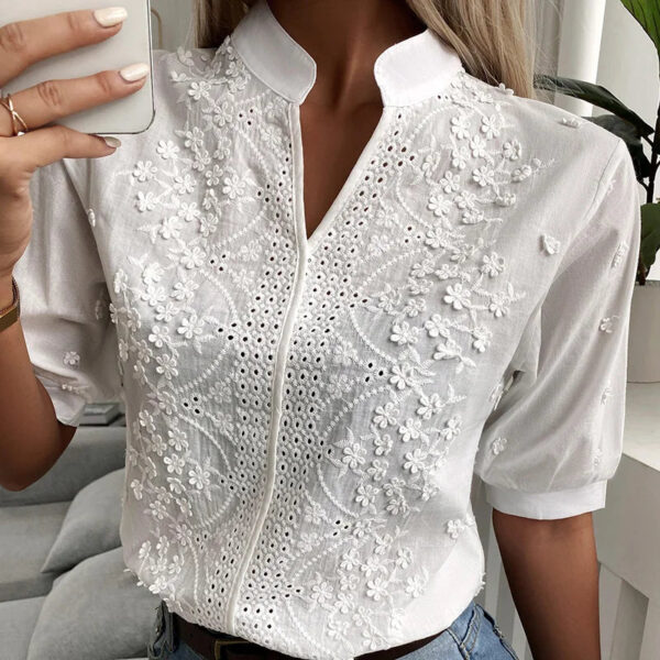 Diana - Chemisier brodé pour femmes – Image 2