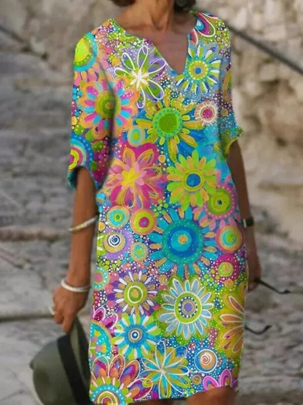 Effie -  Robe imprimée estivale avec décolleté en V – Image 3