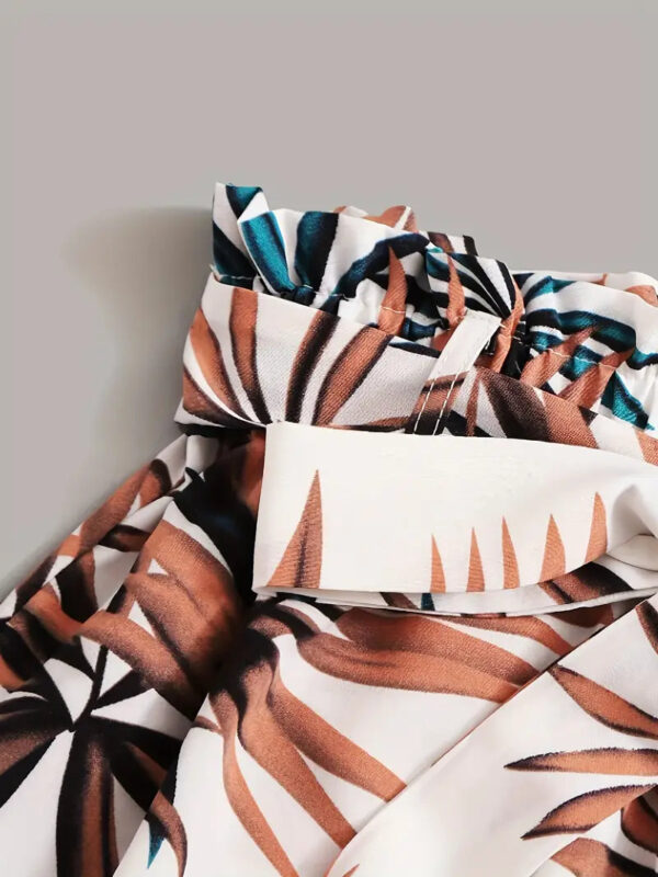 Carra - Short en coton taille haute avec bordure à volants – Image 6