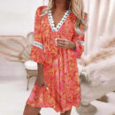 Frances -  Robes à col en V avec motifs floraux