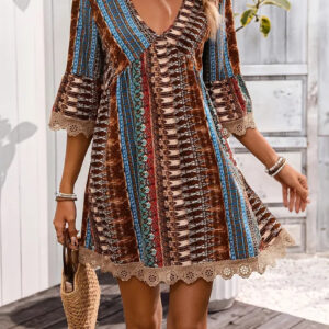 Erma - Robe élégante pour femme avec col en V et bordure en dentelle