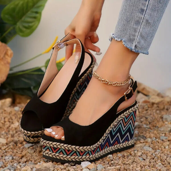 Faye - Sandales à motif grec pour femmes – Image 6