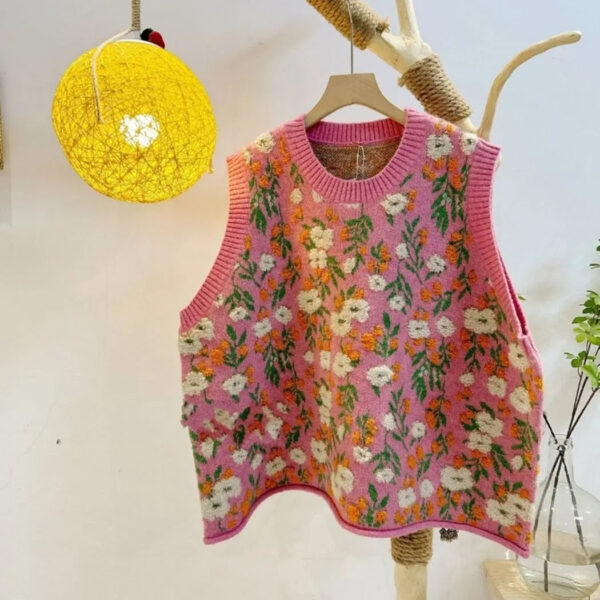 Fannie - Gilet en maille avec broderie florale – Image 3